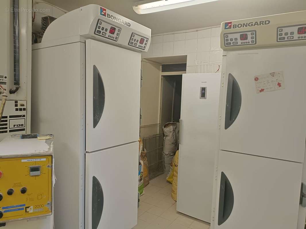 Commerce à SAINT-PAUL-SUR-SAVE