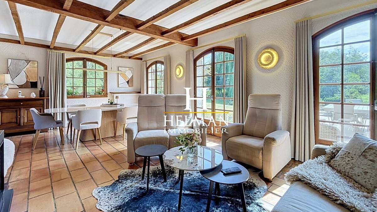 Maison à ARQUES