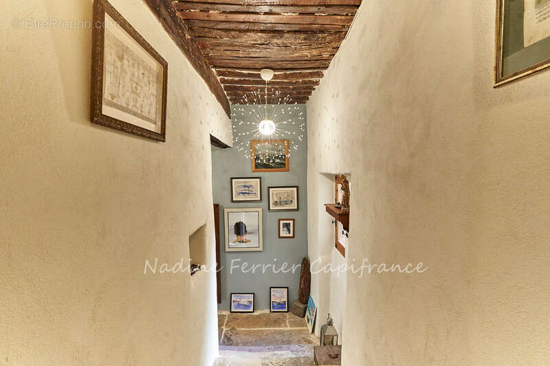 Maison à JOUQUES