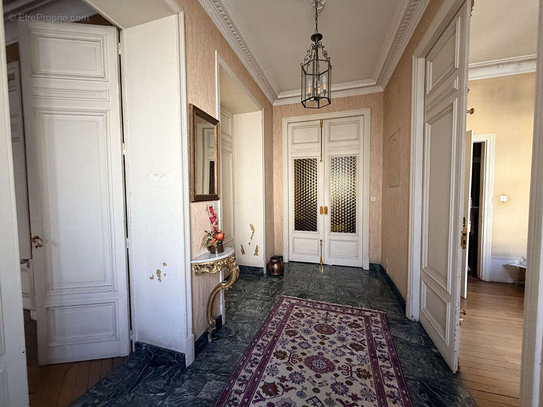 Maison bourgeoise centre ville - photo 3