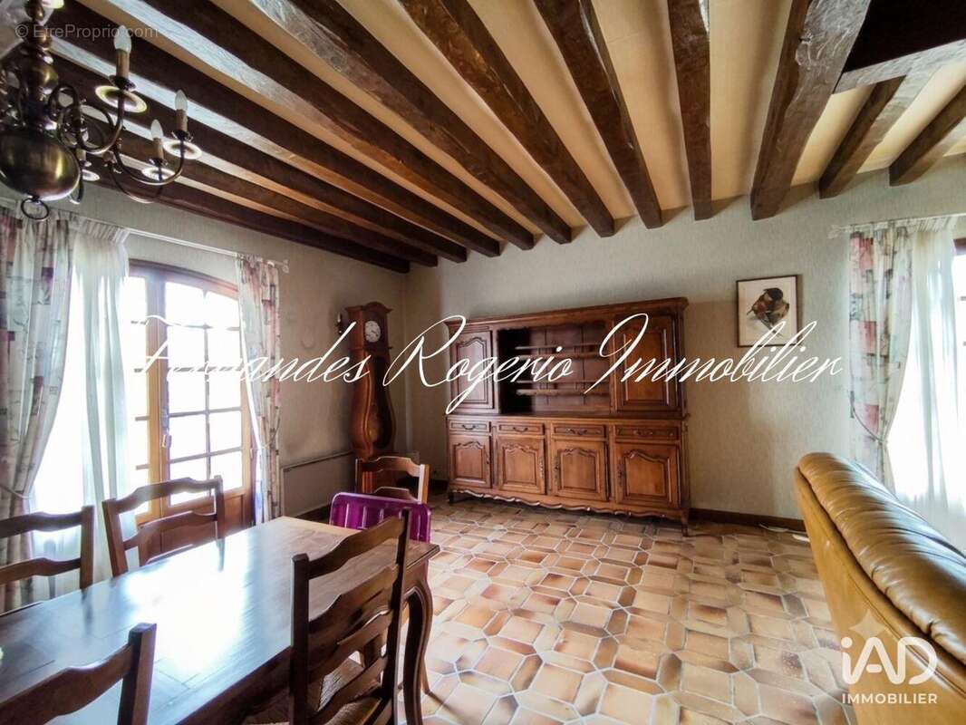 Maison 205 m² à Pithiviers  - photo 2
