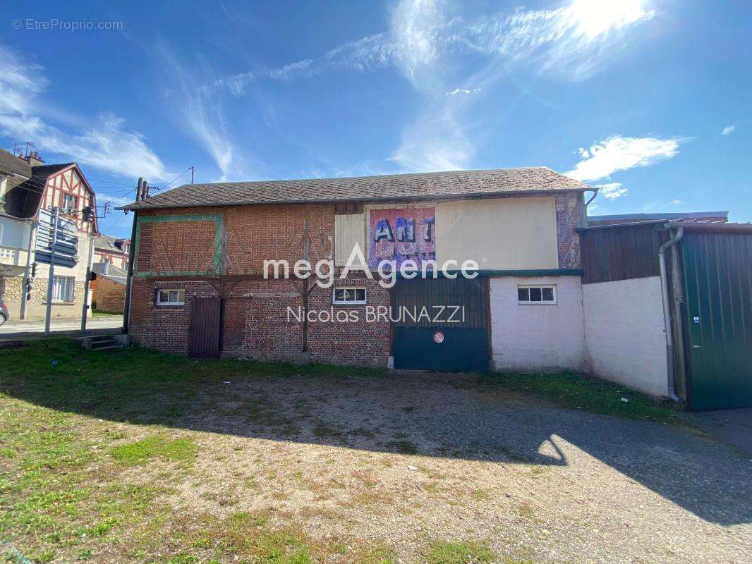 Commerce à VIMOUTIERS