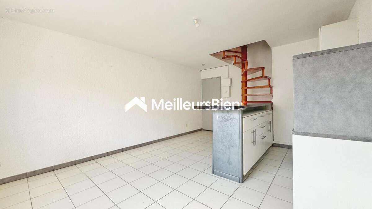 Appartement à PEROLS