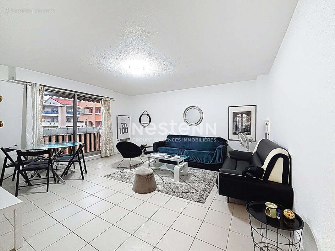 VALLAURIS - Appartement 2 pièces de 49,04 m² avec cave - Parking - Calme - photo 2