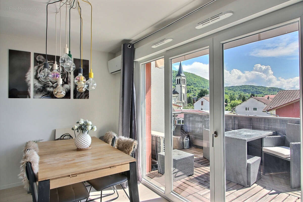 Appartement à SAINT-CERGUES