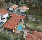 Maison à MOLIETS-ET-MAA