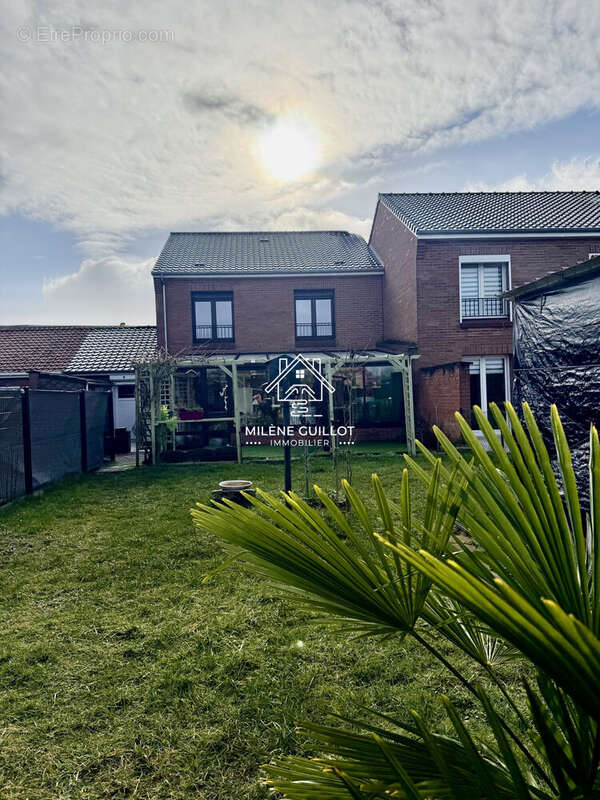 Maison à WAMBRECHIES