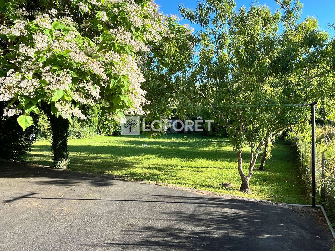 Firmi - axe rodez figeac : *maison 4 chambres* 145 m2 * 850 m2 jardin *pac neuve* - photo 17