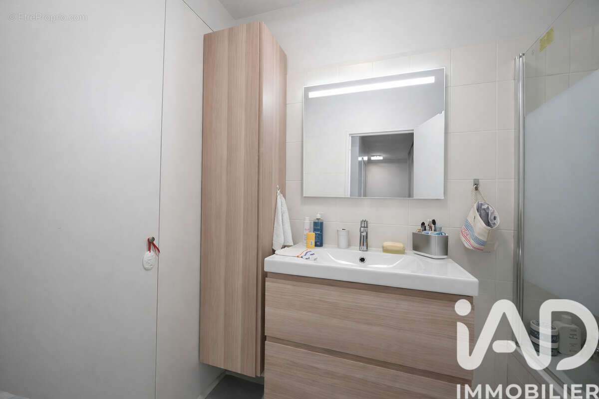 Photo 9 - Appartement à COLOMBES