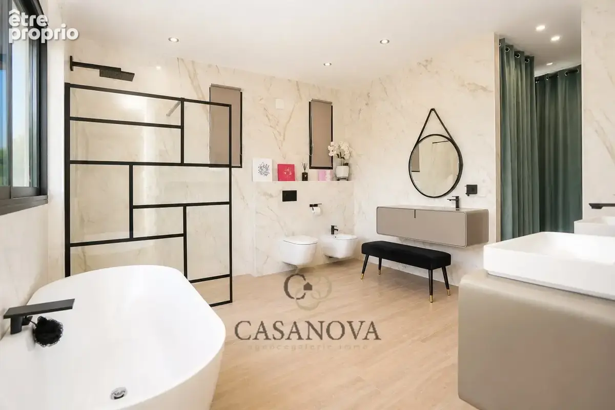 Propriété de 351 m² avec piscine et terrain de 7 310 m² aux portes de Montpellier - photo 15