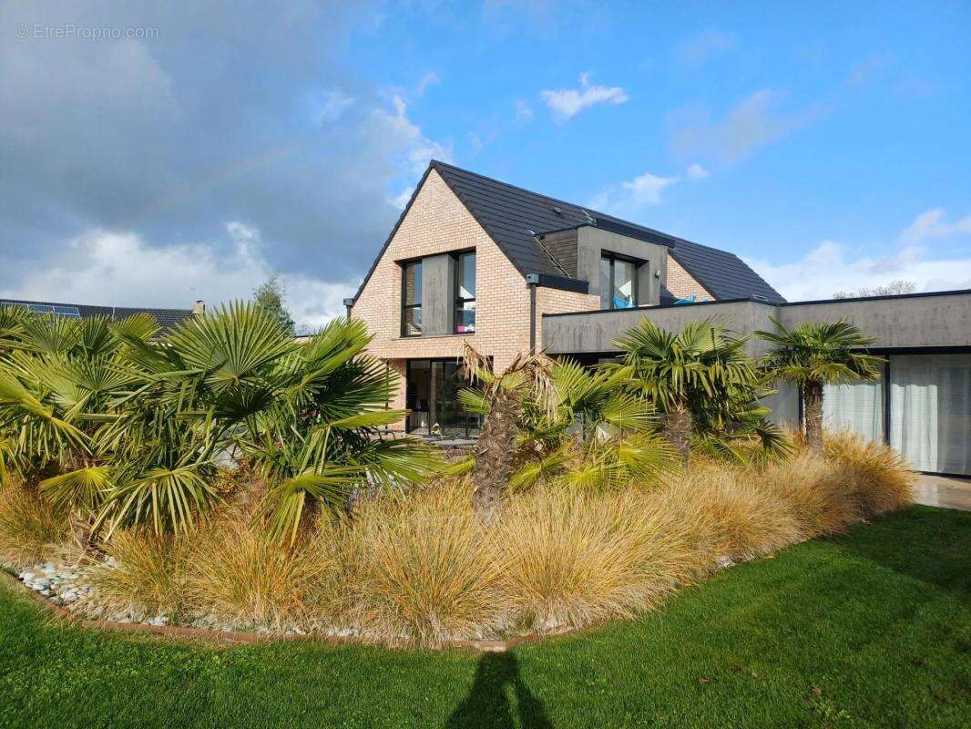 Maison à CAMPHIN-EN-PEVELE