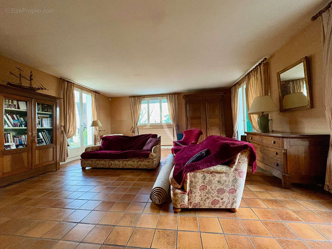 Maison à GIF-SUR-YVETTE