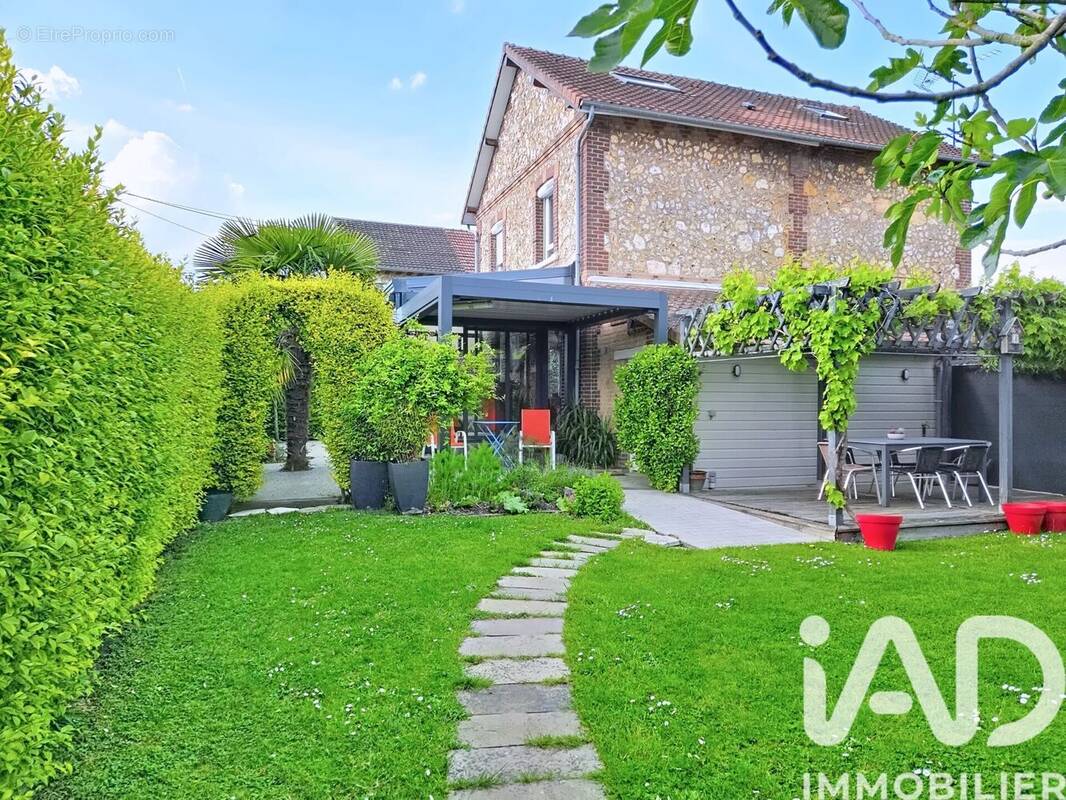 Photo 1 - Maison à YVETOT