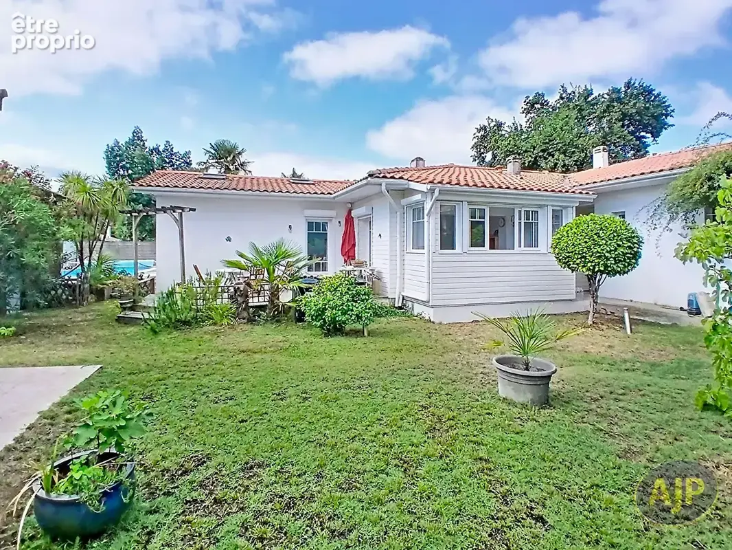 ANDERNOS  Belle Villa avec piscine - photo 14