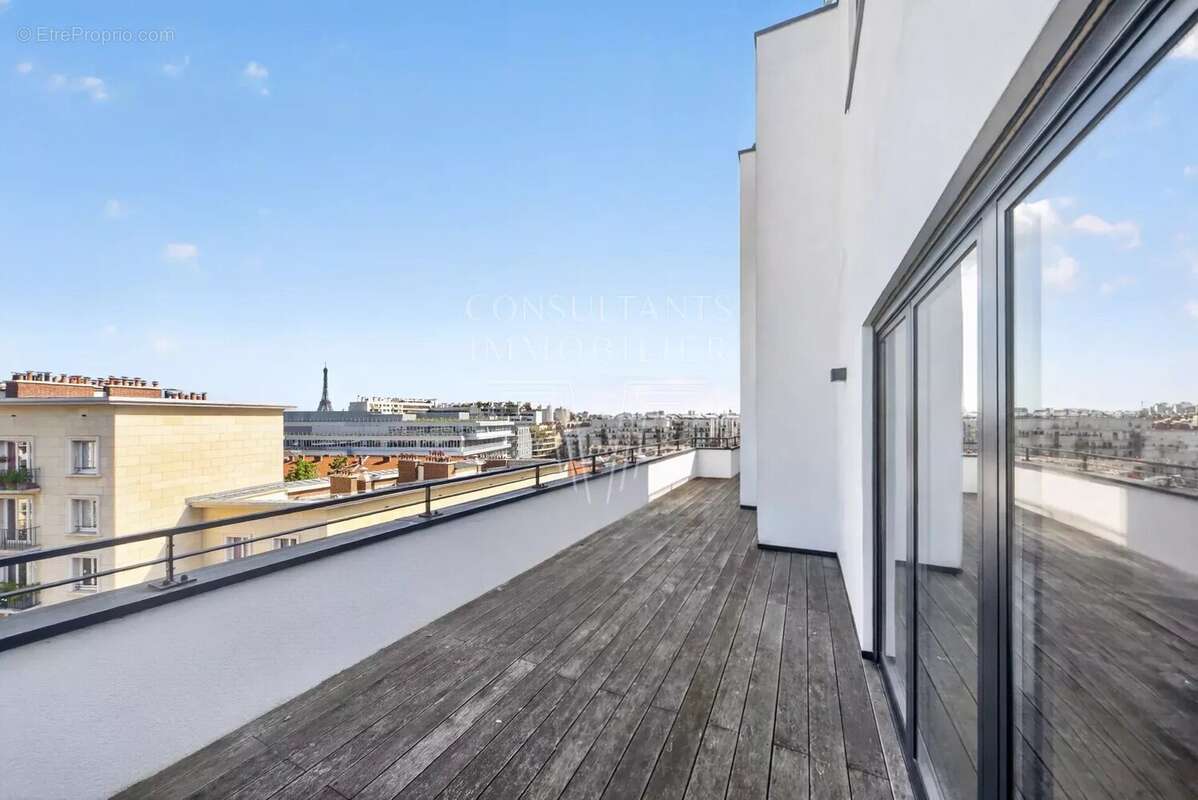Appartement à PARIS-15E