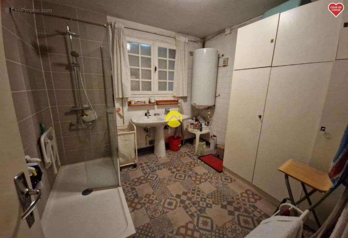 Maison à LA GUERCHE-SUR-L&#039;AUBOIS