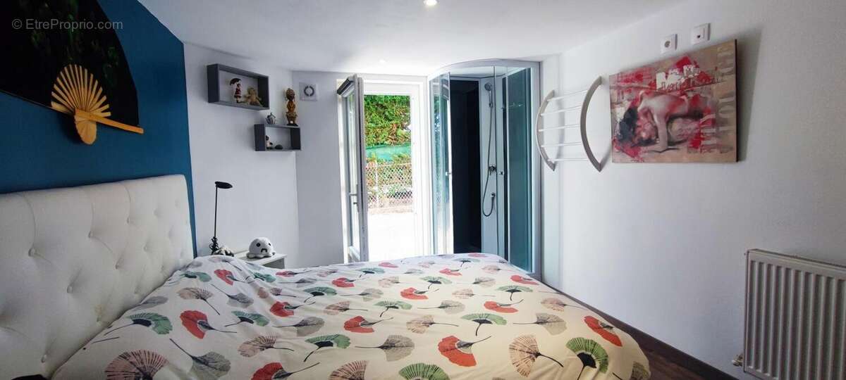 Maison à GREZIEU-LA-VARENNE