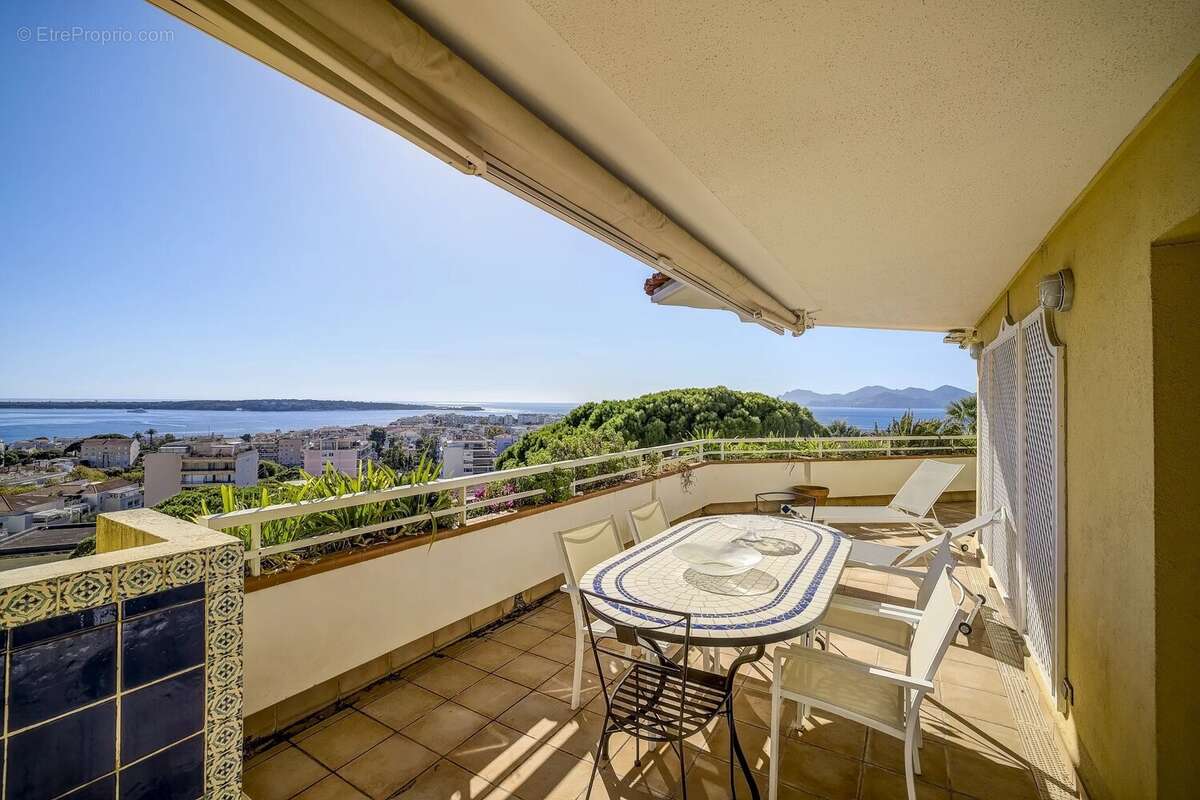 Appartement à CANNES