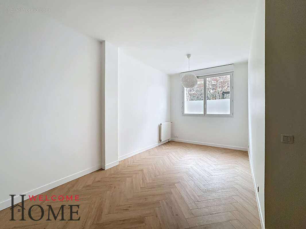 Appartement à LEVALLOIS-PERRET