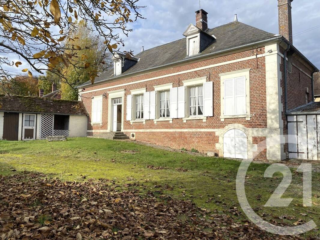 Photo 1 - Maison à SAINT-SULPICE