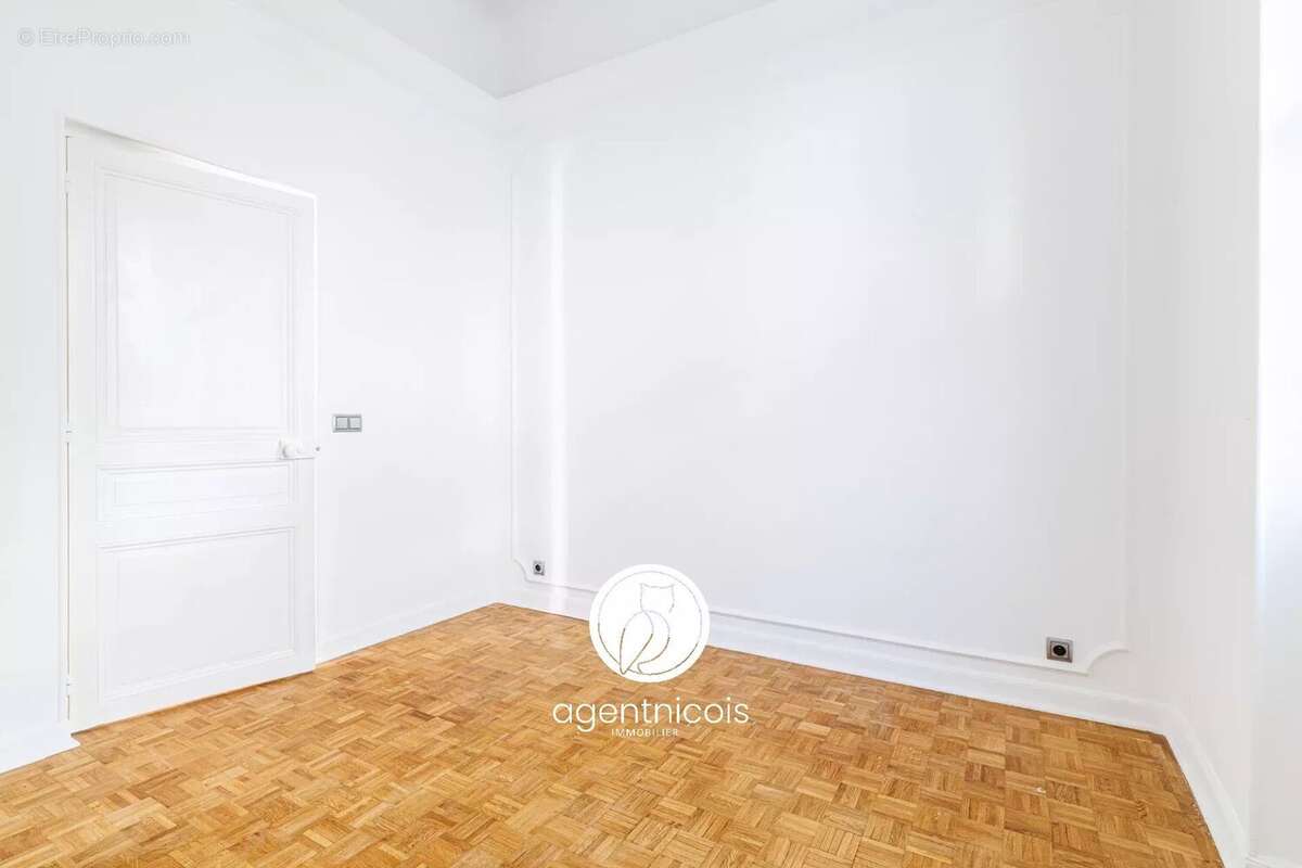 Appartement à BEAUSOLEIL