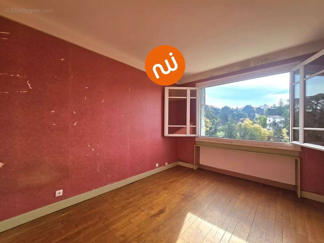 Appartement à TASSIN-LA-DEMI-LUNE