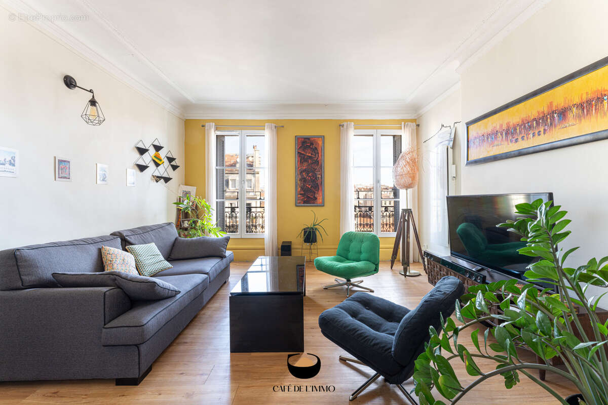 Appartement à MARSEILLE-2E