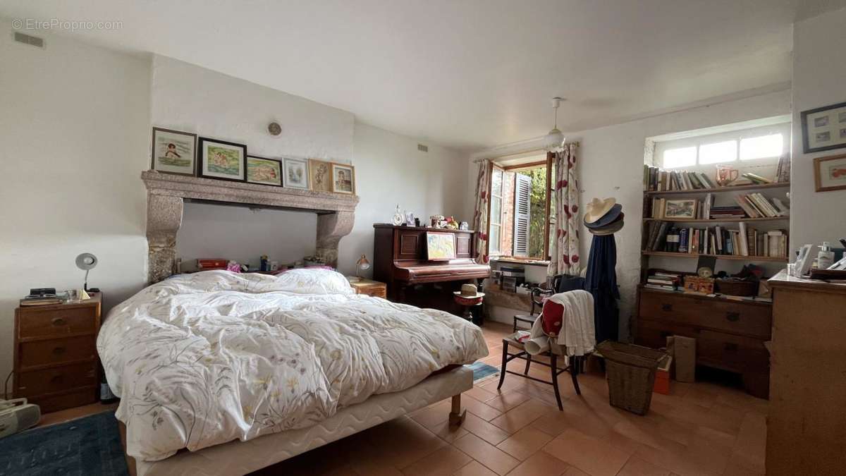 Maison à SAINT-DIDIER-SUR-ARROUX