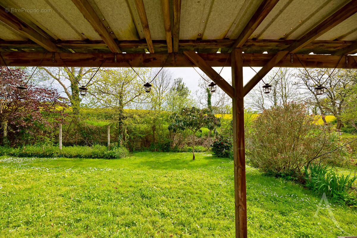 Maison à ROCHESERVIERE