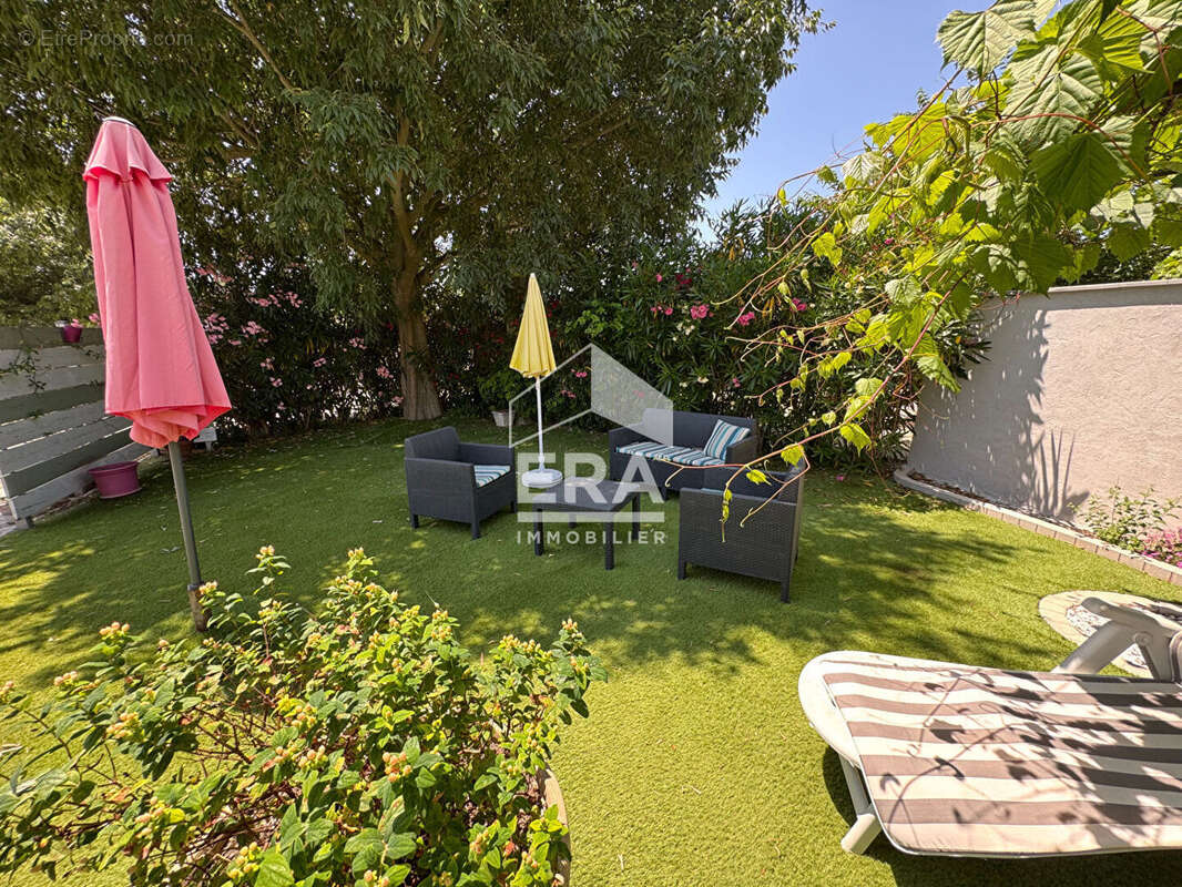 Maison à SAINT-CANNAT