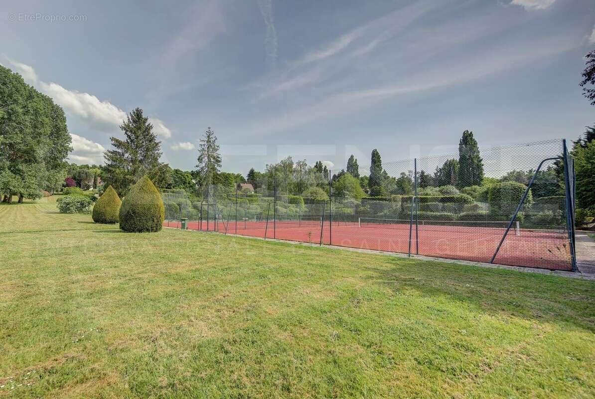 Maison à FEUCHEROLLES