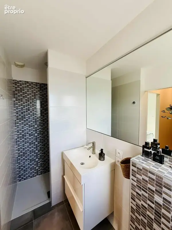 Villa contemporaine avec piscine en limite de campagne - photo 12