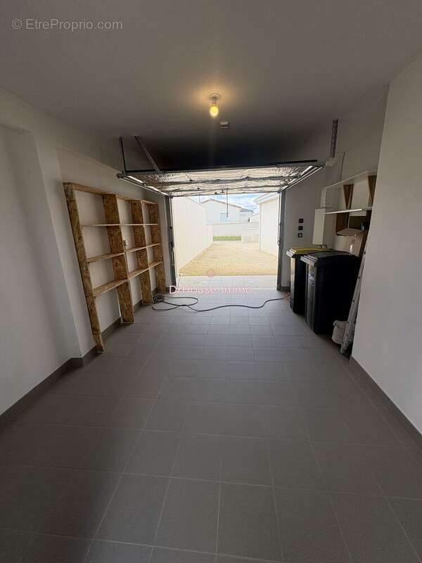 Maison 101 m² à Vouneuil-Sous-Biard  - photo 20