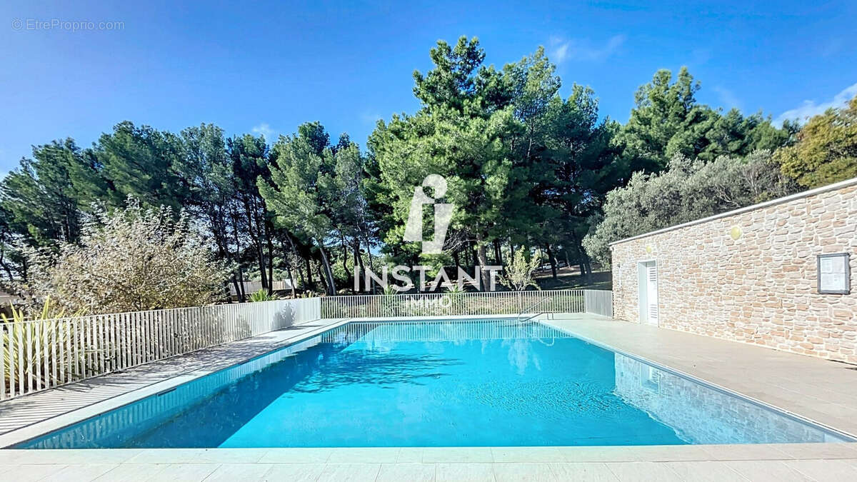 Appartement à MARSEILLE-13E