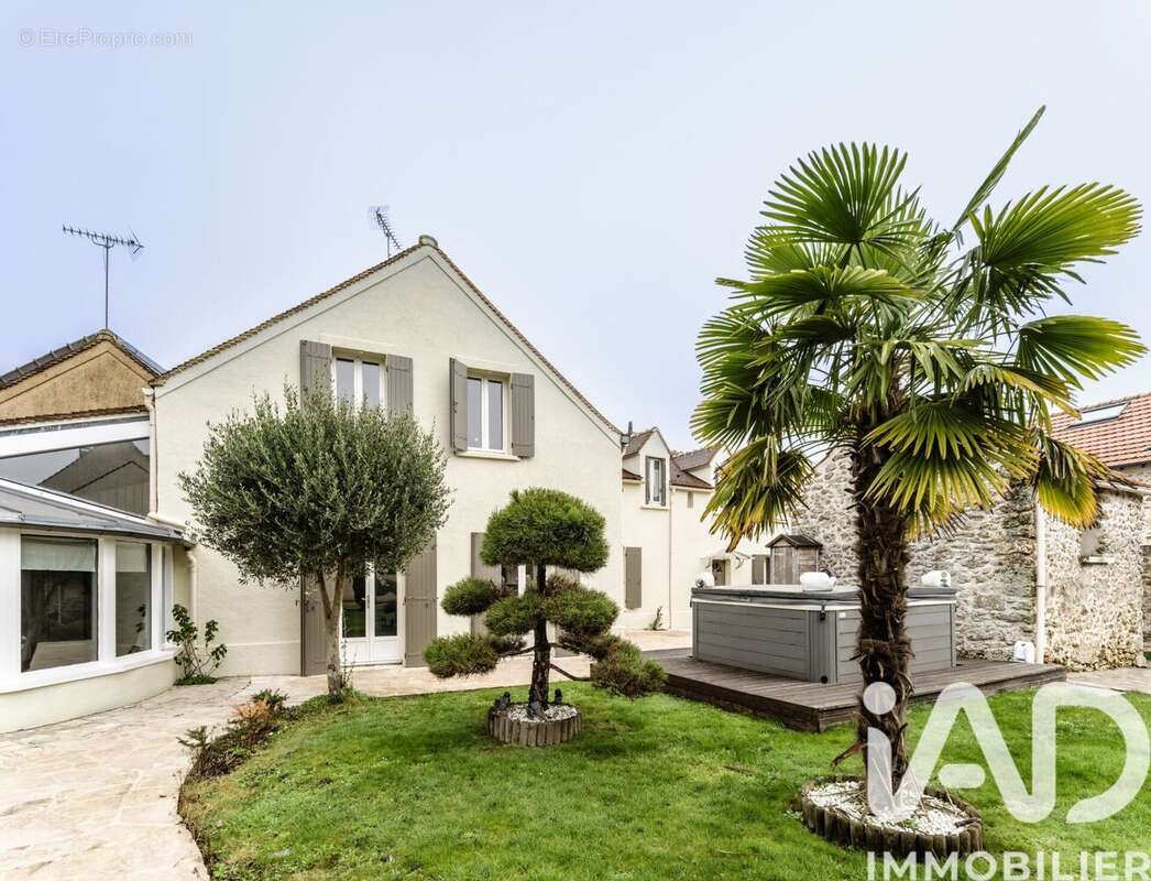 Photo 3 - Maison à CERNAY-LA-VILLE