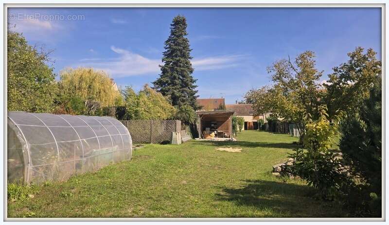 Maison à NEUVILLE-SUR-OISE