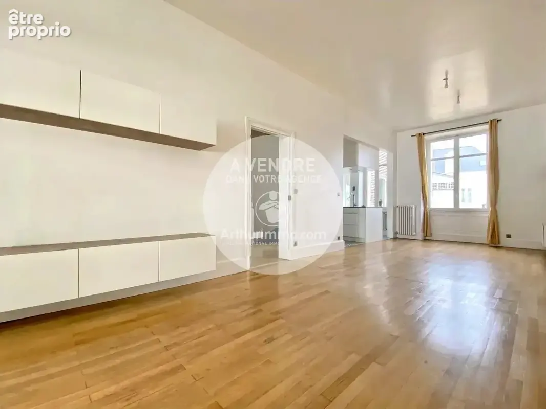 BIEN RARE – Demeure de caractère face à la mer – 240 m² – Jardin – Garage - photo 5