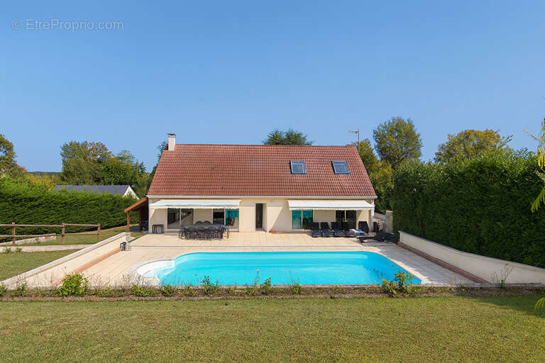 Maison à VERT-EN-DROUAIS