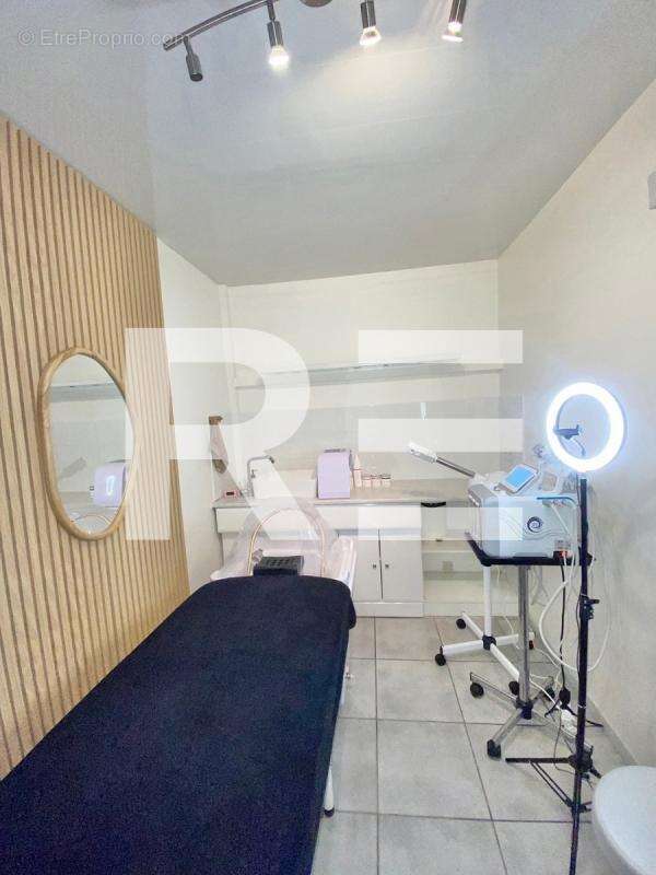 Institut de beaute renove 55m2 emplacement ideal - photo 5