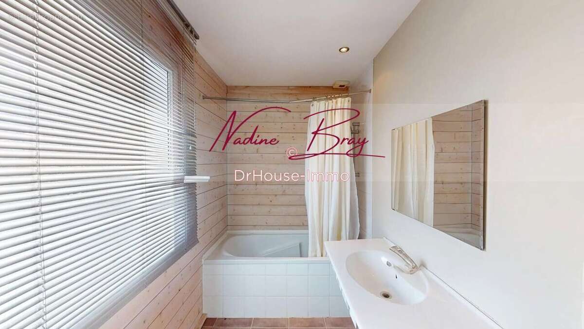 Maison à BOURDEAU