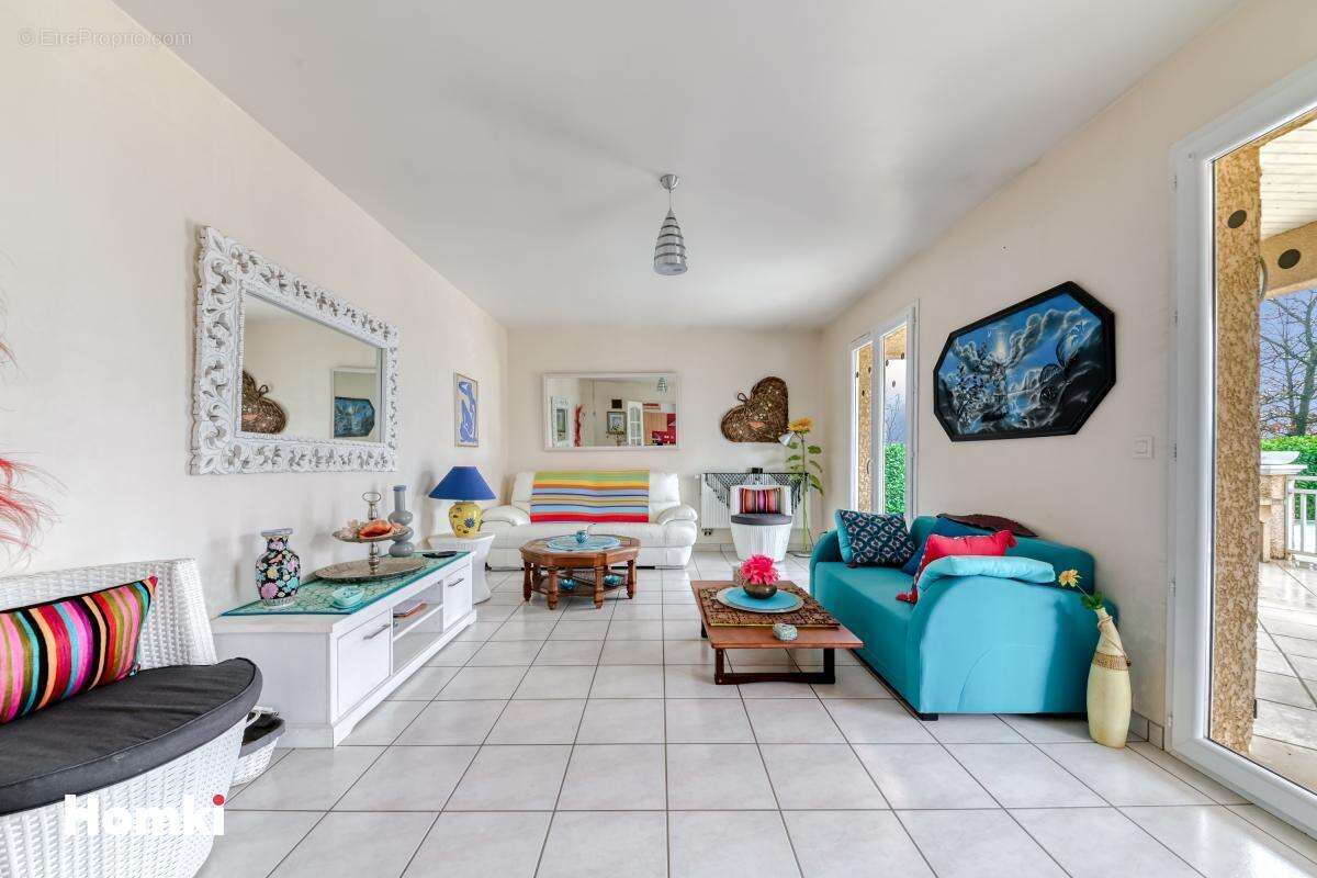 Maison à L'ISLE-D'ABEAU