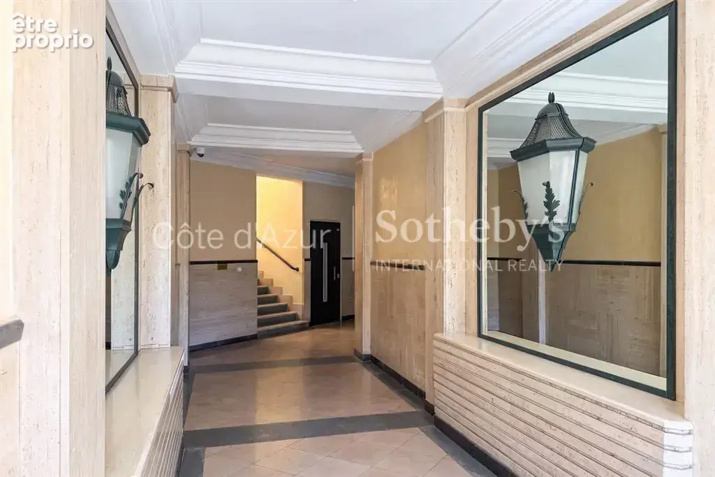 Cannes Croisette, un appartement de 176 m² à rénover face à la mer - photo 4
