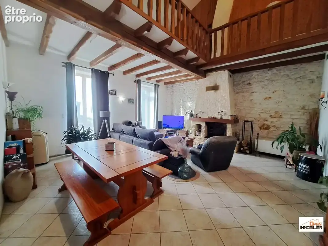 Maison à SAINT-SIGISMOND-DE-CLERMONT