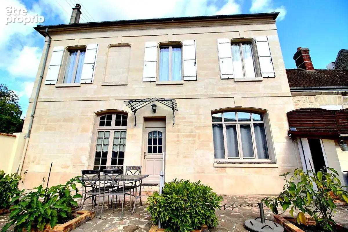 BURY 60250 - Maison bourgeoise 3 chambres, bureau et grande grange sur 429m² - photo 11