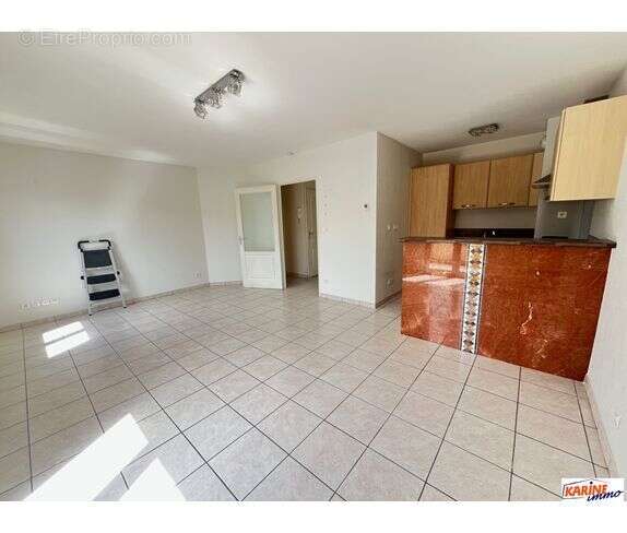 Appartement à SATHONAY-VILLAGE