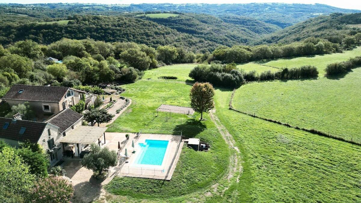 Maison à SAINT-ANTONIN-NOBLE-VAL