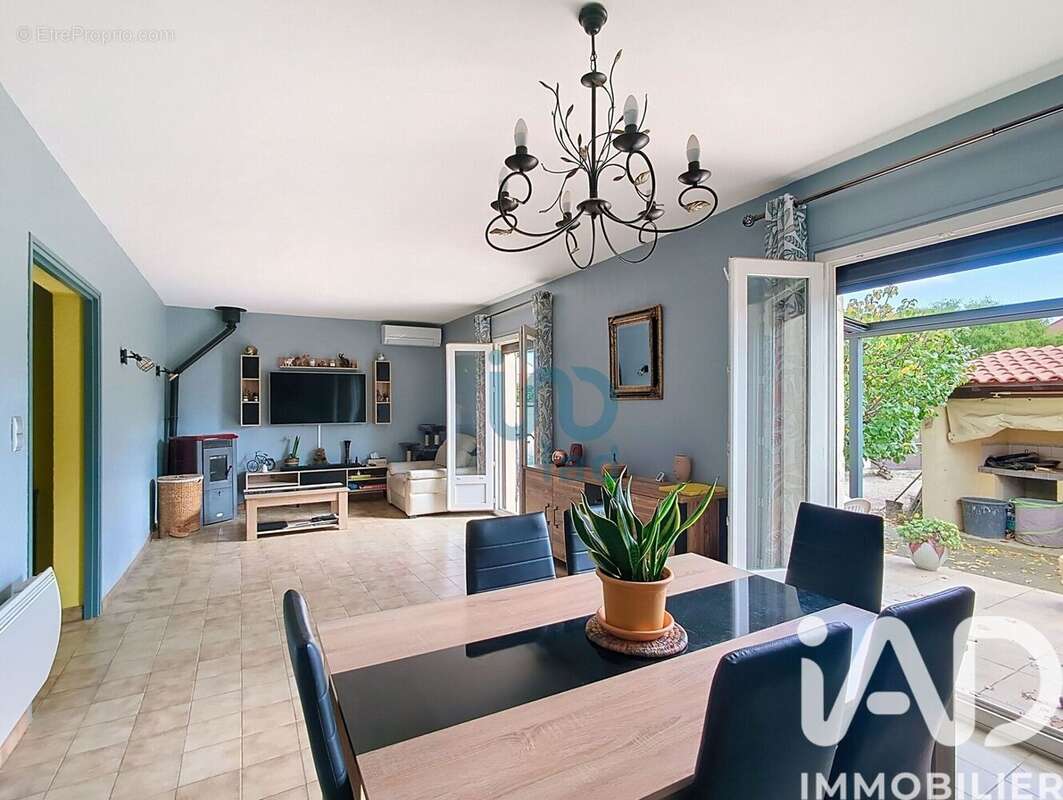 Photo 2 - Maison à SAINT-HIPPOLYTE