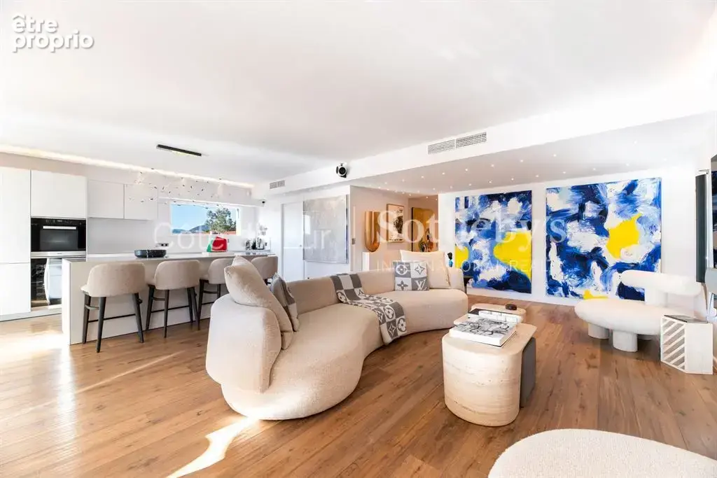 Saint Tropez, penthouse de 130 m² avec trois chambres et 40 m² de terrasses - photo 5