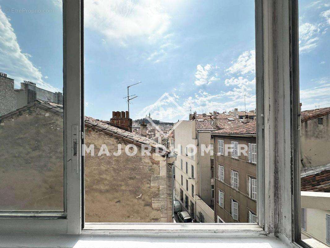 Appartement à MARSEILLE-6E