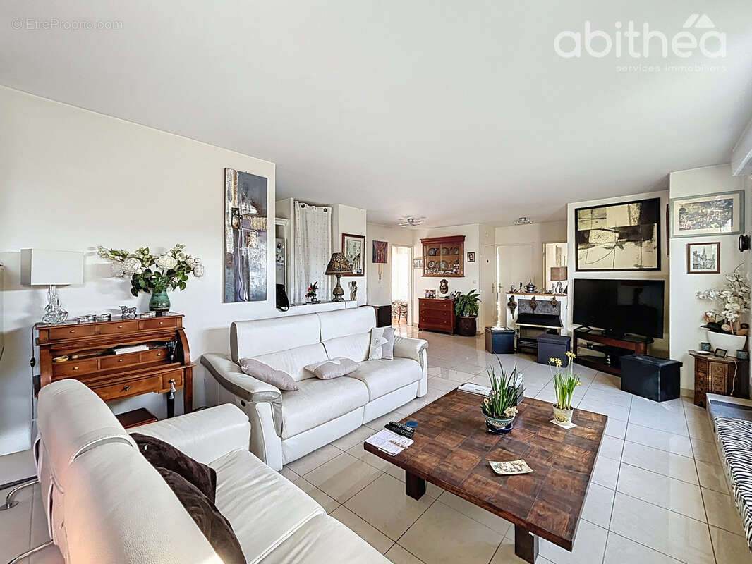 Appartement à CHOISY-LE-ROI